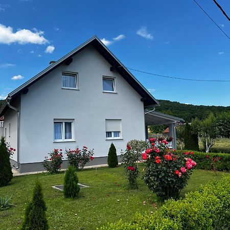 Apartman Matej Daire Otočac Dış mekan fotoğraf
