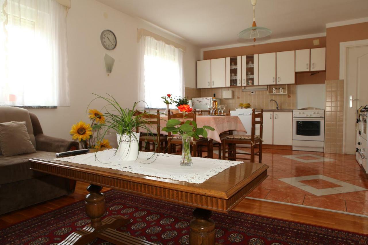 Apartman Matej Daire Otočac Dış mekan fotoğraf